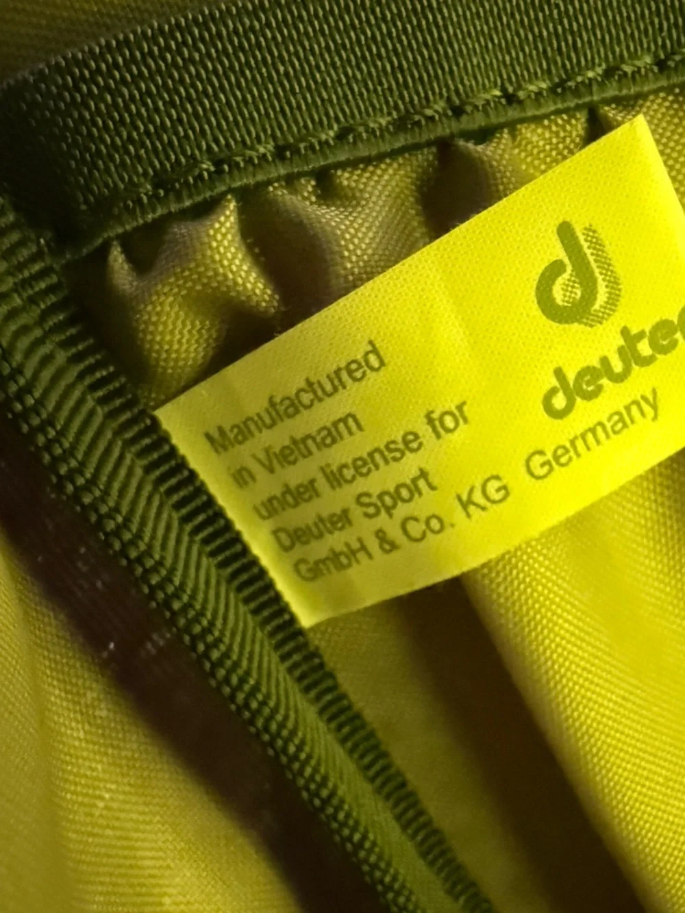 Deuter Fox 40L Hiking Backpack Green Charcoal Internal Frame Youth / Women Small